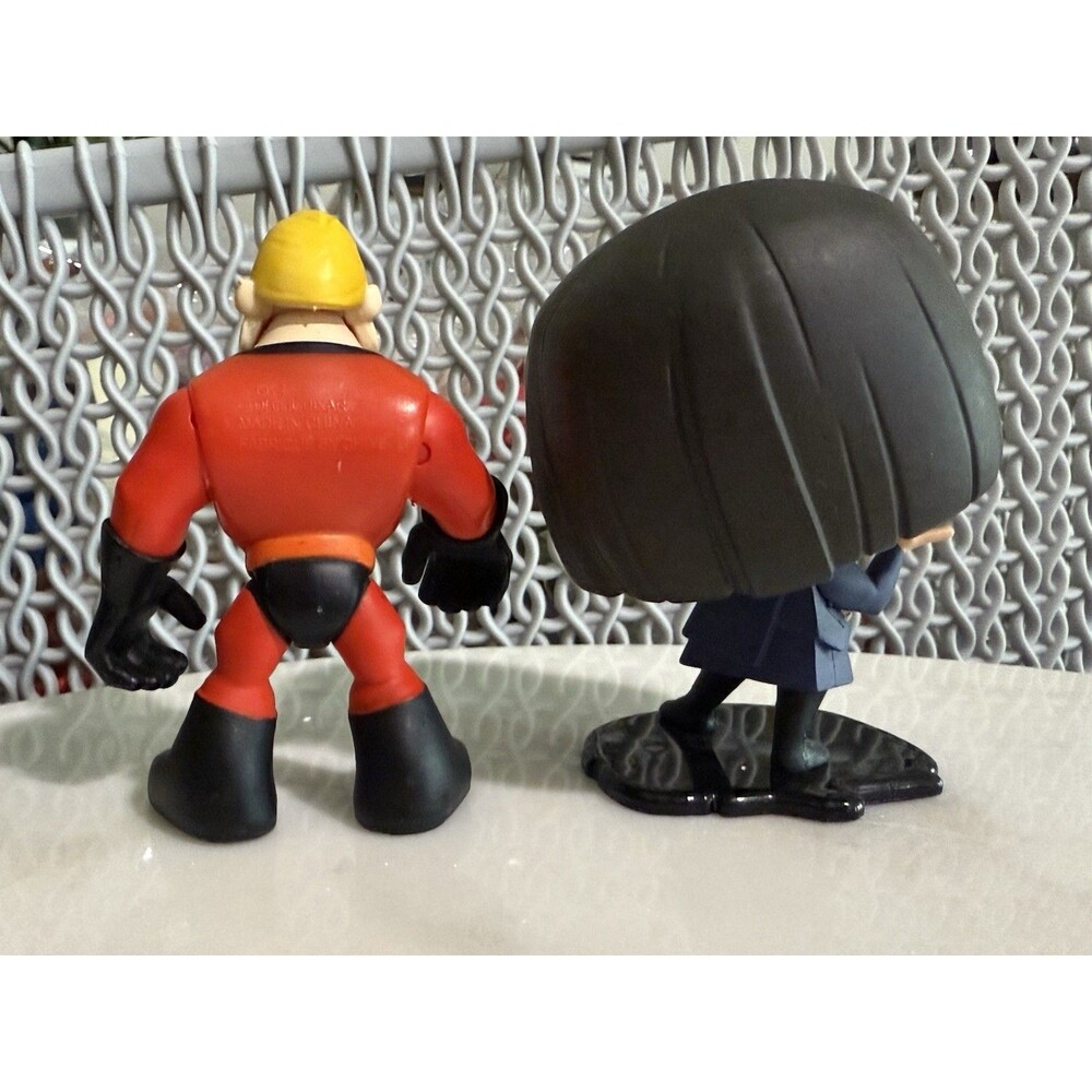 Disney Pixar INCREDIBLES 2 Junior Supers - Mr. Incredible & Edna Figures - Picture 2 of 12